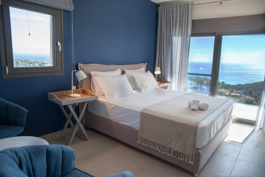 New Villa Blue With Private Pool At Trapezaki Livathos  Exteriör bild