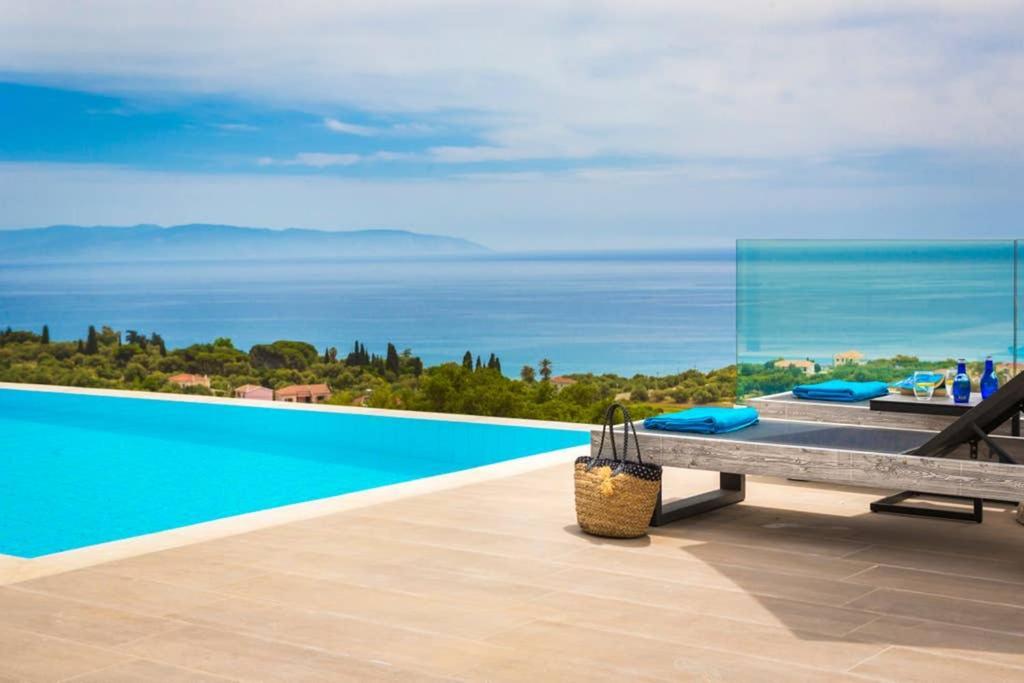 New Villa Blue With Private Pool At Trapezaki Livathos  Exteriör bild